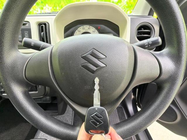 アルト Ｆ　新品タイヤ／保証書／ＥＢＤ付ＡＢＳ／横滑り防止装置／エアバッグ　運転席／エアバッグ　助手席／パワーウインドウ／キーレスエントリー／パワーステアリング／マニュアルエアコン／ユーザー買取車／ＣＤ／ラジオ（11枚目）