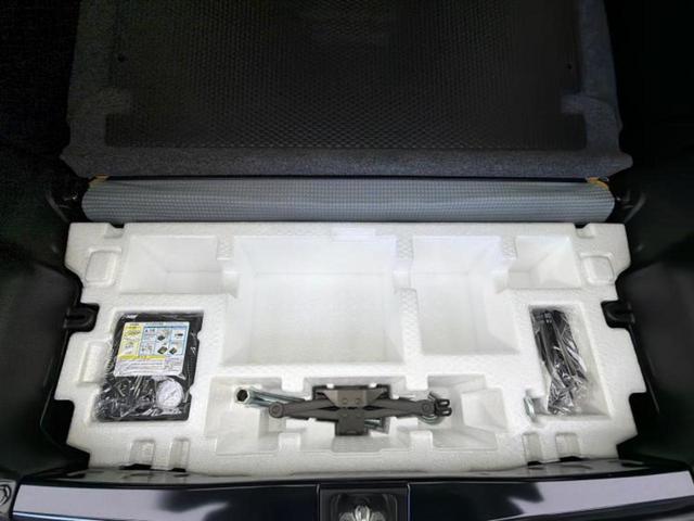 アルト Ｆ　新品タイヤ／保証書／ＥＢＤ付ＡＢＳ／横滑り防止装置／エアバッグ　運転席／エアバッグ　助手席／パワーウインドウ／キーレスエントリー／パワーステアリング／マニュアルエアコン／ユーザー買取車／ＣＤ／ラジオ（24枚目）