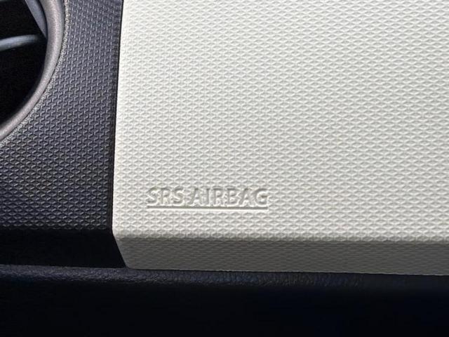 アルト Ｆ　新品タイヤ／保証書／ＥＢＤ付ＡＢＳ／横滑り防止装置／エアバッグ　運転席／エアバッグ　助手席／パワーウインドウ／キーレスエントリー／パワーステアリング／マニュアルエアコン／ユーザー買取車／ＣＤ／ラジオ（33枚目）