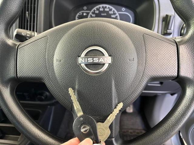 AD 4WD VE 保証書/衝突安全装置/シートヒーター 運転席/ETC/EBD付ABS/禁煙車/エアバッグ 運転席/エアバッグ 助手席/パワーウインドウ/キーレスエントリー/パワーステアリング/ワンオーナー 4WD(11枚目)