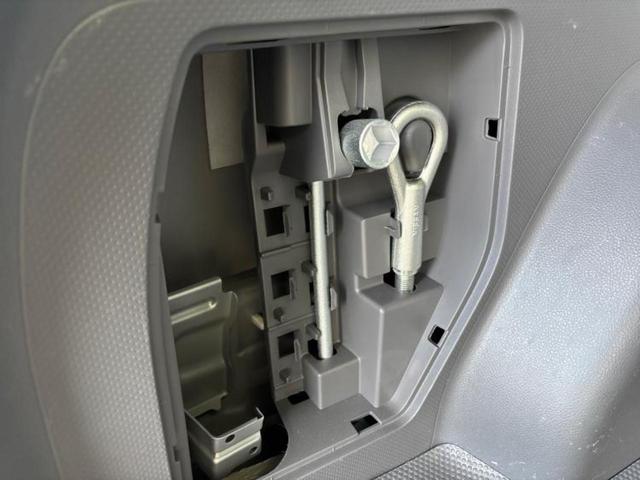 AD 4WD VE 保証書/衝突安全装置/シートヒーター 運転席/ETC/EBD付ABS/禁煙車/エアバッグ 運転席/エアバッグ 助手席/パワーウインドウ/キーレスエントリー/パワーステアリング/ワンオーナー 4WD(24枚目)