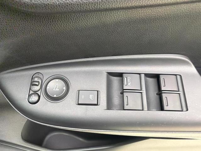 フィットハイブリッド ハイブリッド・Ｆパッケージ　新品タイヤ／保証書／純正　ＳＤナビ／ドライブレコーダー　前後／ＥＴＣ／ＥＢＤ付ＡＢＳ／横滑り防止装置／アイドリングストップ／バックモニター／エアバッグ　運転席／エアバッグ　助手席／パワーウインドウ（27枚目）