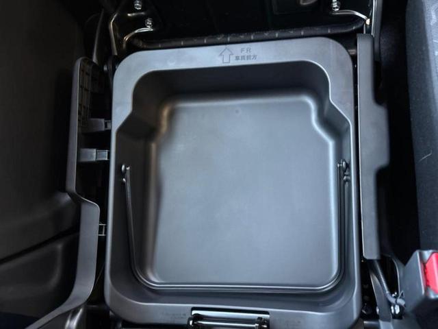 スペーシアギア ハイブリッドＸＺ　保証書／純正　９インチ　ナビ／セーフティサポート（スズキ）／両側電動スライドドア／シートヒーター／全方位モニター／車線逸脱防止支援システム／登録済未使用車／ヘッドランプ　ＬＥＤ　衝突被害軽減システム（41枚目）