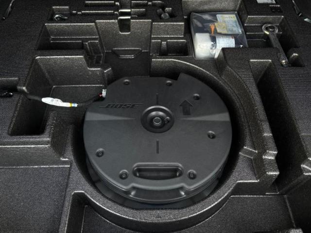 ＣＸ－６０ ４ＷＤ　ＸＤ　Ｌパッケージ　新品タイヤ／ＢＯＳＥ／保証書／ディスプレイオーディオ１２．３インチ／衝突安全装置／シートヒーター／全方位モニター／車線逸脱防止支援システム／シート　ハーフレザー／電動バックドア　ターボ　全周囲カメラ（24枚目）