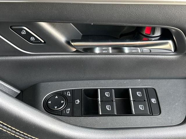 ＣＸ－６０ ４ＷＤ　ＸＤ　Ｌパッケージ　新品タイヤ／ＢＯＳＥ／保証書／ディスプレイオーディオ１２．３インチ／衝突安全装置／シートヒーター／全方位モニター／車線逸脱防止支援システム／シート　ハーフレザー／電動バックドア　ターボ　全周囲カメラ（27枚目）