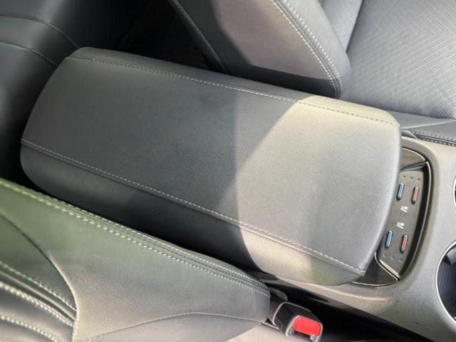 ハリアー Ｚレザーパッケージ　ＪＢＬ／保証書／純正　１２．３インチ　メモリーナビ／デジタルインナーミラー／衝突安全装置／シートエアコン／パノラミックビューモニター／車線逸脱防止支援システム／シート　フルレザー／電動バックドア（32枚目）