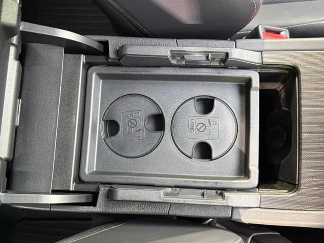 ハリアー Ｚレザーパッケージ　ＪＢＬ／保証書／純正　１２．３インチ　メモリーナビ／デジタルインナーミラー／衝突安全装置／シートエアコン／パノラミックビューモニター／車線逸脱防止支援システム／シート　フルレザー／電動バックドア（33枚目）