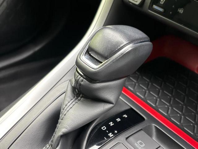 ＲＡＶ４ ４ＷＤアドベンチャーオフロードパッケージ２　新品タイヤ／保証書／ディスプレイオーディオ＋ナビ１０．５インチ／デジタルインナーミラー／衝突安全装置／シートヒーター／車線逸脱防止支援システム／シート　合皮／ヘッドランプ　ＬＥＤ　衝突被害軽減システム（17枚目）