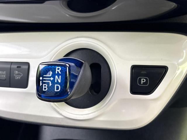 プリウス Ｓ　保証書／純正　ＳＤナビ／ヘッドランプ　ＬＥＤ／Ｂｌｕｅｔｏｏｔｈ接続／ＥＴＣ／ＥＢＤ付ＡＢＳ／横滑り防止装置／アイドリングストップ／フルセグＴＶ／ＤＶＤ／エアバッグ　運転席／エアバッグ　助手席（17枚目）