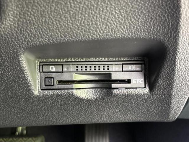 プリウス Ｓ　保証書／純正　ＳＤナビ／ヘッドランプ　ＬＥＤ／Ｂｌｕｅｔｏｏｔｈ接続／ＥＴＣ／ＥＢＤ付ＡＢＳ／横滑り防止装置／アイドリングストップ／フルセグＴＶ／ＤＶＤ／エアバッグ　運転席／エアバッグ　助手席（18枚目）