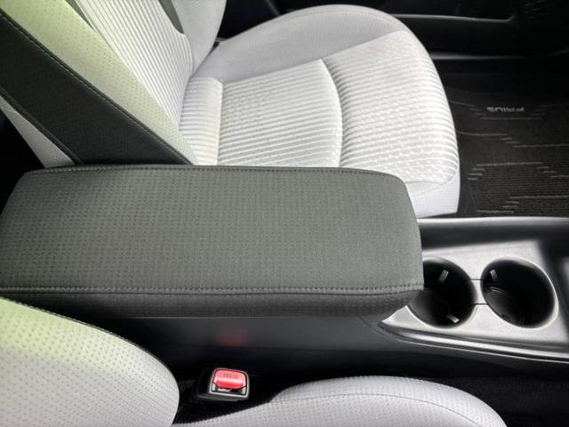 プリウス Ｓ　保証書／純正　ＳＤナビ／ヘッドランプ　ＬＥＤ／Ｂｌｕｅｔｏｏｔｈ接続／ＥＴＣ／ＥＢＤ付ＡＢＳ／横滑り防止装置／アイドリングストップ／フルセグＴＶ／ＤＶＤ／エアバッグ　運転席／エアバッグ　助手席（32枚目）