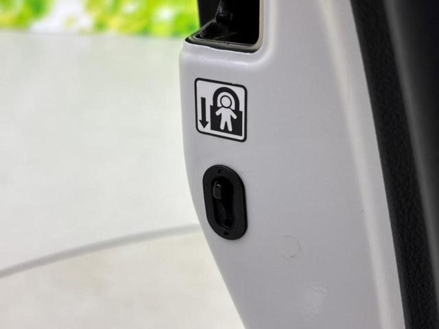 プリウス Ｓ　保証書／純正　ＳＤナビ／ヘッドランプ　ＬＥＤ／Ｂｌｕｅｔｏｏｔｈ接続／ＥＴＣ／ＥＢＤ付ＡＢＳ／横滑り防止装置／アイドリングストップ／フルセグＴＶ／ＤＶＤ／エアバッグ　運転席／エアバッグ　助手席（42枚目）