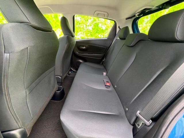 ヴィッツ ＲＳ　新品タイヤ／保証書／純正　ＳＤナビ／ヘッドランプ　ＬＥＤ／ＥＴＣ／ＥＢＤ付ＡＢＳ／ワンセグＴＶ／エアバッグ　運転席／エアバッグ　助手席／アルミホイール　純正　１６インチ／パワーウインドウ（7枚目）