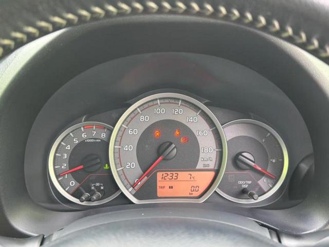 ヴィッツ ＲＳ　新品タイヤ／保証書／純正　ＳＤナビ／ヘッドランプ　ＬＥＤ／ＥＴＣ／ＥＢＤ付ＡＢＳ／ワンセグＴＶ／エアバッグ　運転席／エアバッグ　助手席／アルミホイール　純正　１６インチ／パワーウインドウ（13枚目）