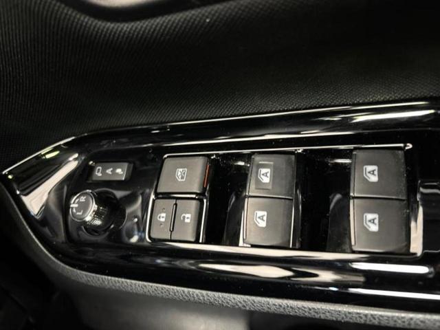 ヴォクシー ４ＷＤ　ＺＳ　保証書／純正　９インチ　ＳＤナビ／電動スライドドア／ヘッドランプ　ＬＥＤ／ＵＳＢジャック／Ｂｌｕｅｔｏｏｔｈ接続／ＥＴＣ／ＥＢＤ付ＡＢＳ／横滑り防止装置／アイドリングストップ／クルーズコントロール（28枚目）