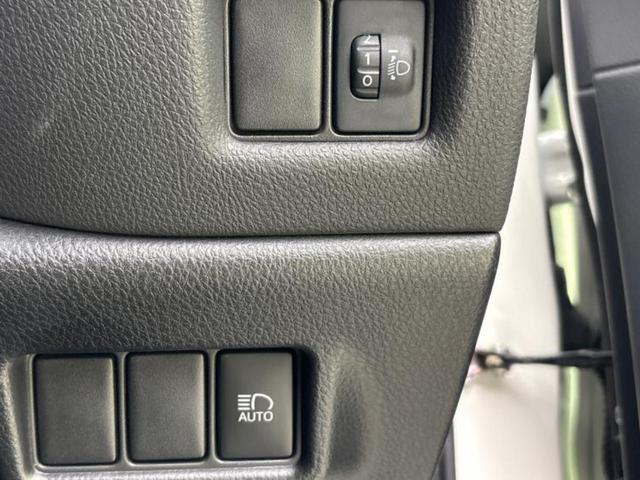 Ｃ－ＨＲ Ｓ　新品タイヤ／ディスプレイオーディオ／衝突安全装置／車線逸脱防止支援システム／ヘッドランプ　ＬＥＤ／Ｂｌｕｅｔｏｏｔｈ接続／ＥＴＣ／ＥＢＤ付ＡＢＳ／横滑り防止装置／アイドリングストップ　ワンオーナー（25枚目）