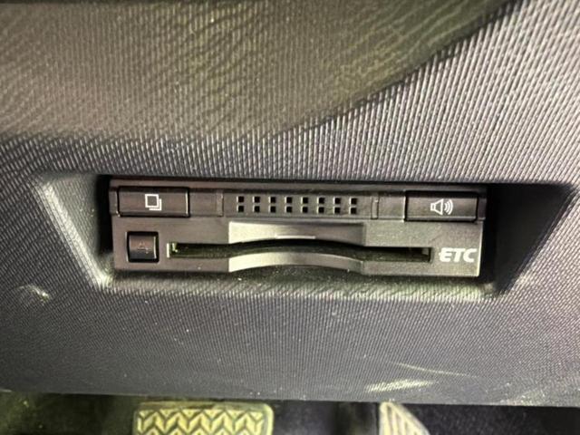 アクア Ｓ　新品タイヤ／保証書／純正　ＳＤナビ／シートヒーター　前席／ＥＴＣ／ＥＢＤ付ＡＢＳ／横滑り防止装置／アイドリングストップ／バックモニター／ワンセグＴＶ／禁煙車／エアバッグ　運転席／エアバッグ　助手席（18枚目）