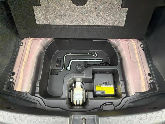 アクア Ｓ　新品タイヤ／保証書／純正　ＳＤナビ／シートヒーター　前席／ＥＴＣ／ＥＢＤ付ＡＢＳ／横滑り防止装置／アイドリングストップ／バックモニター／ワンセグＴＶ／禁煙車／エアバッグ　運転席／エアバッグ　助手席（24枚目）