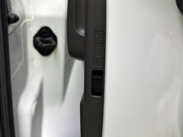 フリード＋ハイブリッド ４ＷＤハイブリッドＧ　新品タイヤ／保証書／純正　ＳＤナビ／衝突安全装置／両側電動スライドドア／シートヒーター／車線逸脱防止支援システム／ヘッドランプ　ＬＥＤ／ＵＳＢジャック／Ｂｌｕｅｔｏｏｔｈ接続／ＥＴＣ　ワンオーナー（39枚目）