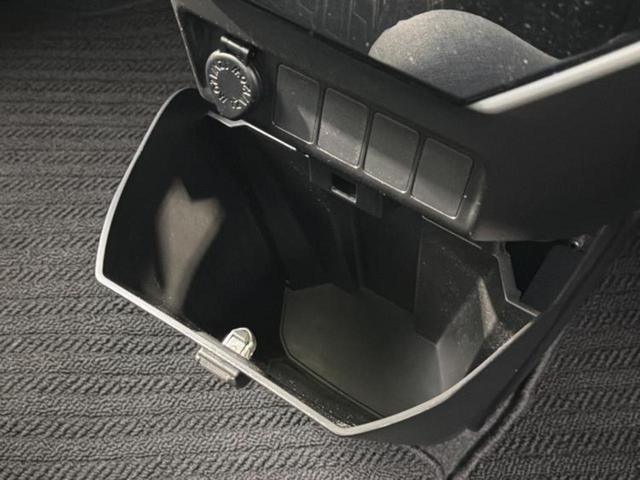 ルーミー カスタムＧ－Ｔ　新品タイヤ／保証書／純正　９インチ　ＳＤナビ／衝突安全装置／両側電動スライドドア／車線逸脱防止支援システム／ドライブレコーダー　社外／ヘッドランプ　ＬＥＤ／Ｂｌｕｅｔｏｏｔｈ接続／ＥＴＣ　ＤＶＤ再生（40枚目）