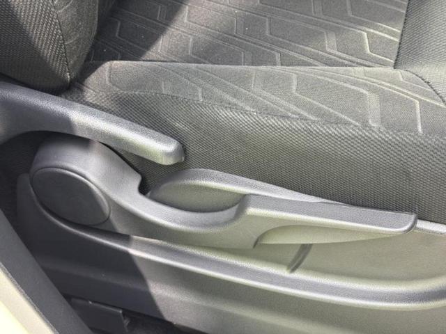 ルーミー カスタムＧ－Ｔ　新品タイヤ／保証書／純正　９インチ　ＳＤナビ／衝突安全装置／両側電動スライドドア／車線逸脱防止支援システム／ドライブレコーダー　社外／ヘッドランプ　ＬＥＤ／Ｂｌｕｅｔｏｏｔｈ接続／ＥＴＣ　ＤＶＤ再生（43枚目）