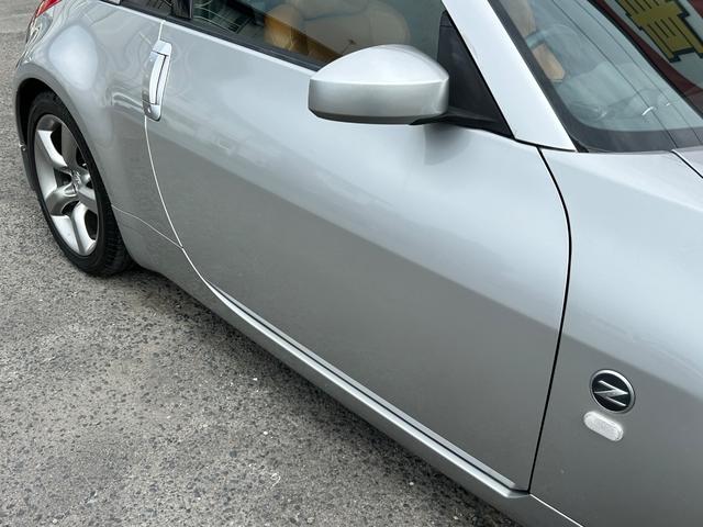 フェアレディZ バージョンT フロアオートマ レザーシート パワーシート 純正CDプレーヤー 純正アルミホイール シートヒーター キーレスエントリー ETC HID(8枚目)