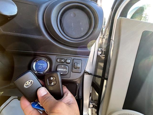 アクア S スマートキー オートエアコン 社外ナビ Bluetooth(20枚目)