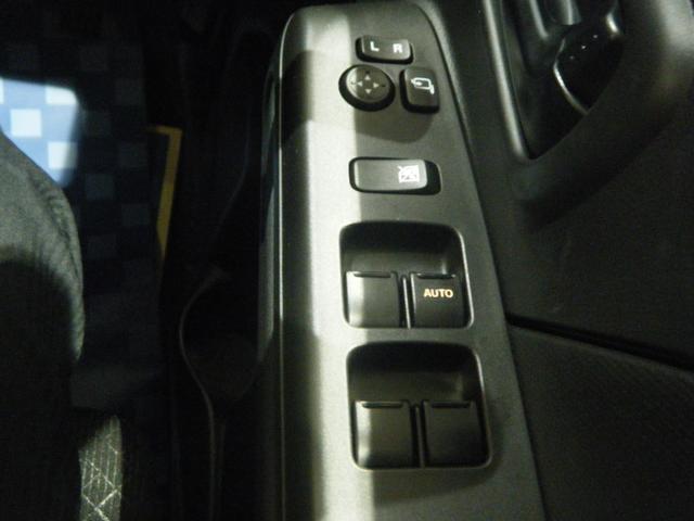 ワゴンＲ ＦＸ　４型　２ＷＤ　ＣＶＴ　オーデオレス（8枚目）