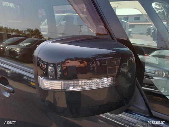 ハイウェイスター 4WD ★CVT(AT)★5D★マートキー★HID、オートヘッドライト★シートヒーター★CD★電動格納ミラー★プッシュスタート(33枚目)