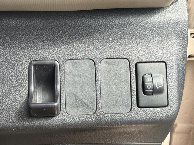 ミラココア ４ＷＤ　ココアプラスＸ　ＣＤ／ＤＶＤ、ＥＴＣ、ＴＶワンセグ、バックカメラ、スマ－トキ－、キ－レスエントリー、電動格納ミラー、Ｂｌｕｅｔｏｏｔｈ接続（17枚目）