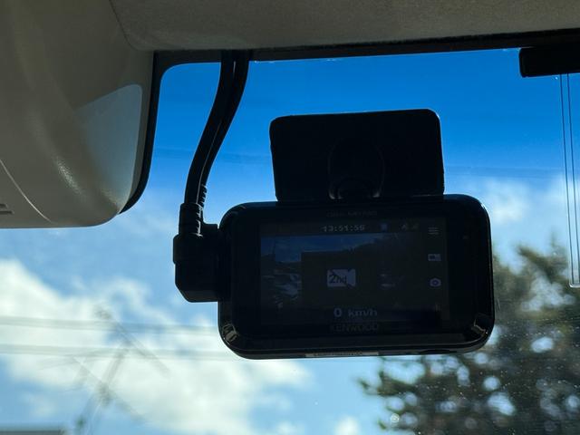 Ｎ－ＢＯＸカスタム ４ＷＤ　Ｇ・ＥＸターボホンダセンシング　ＣＤ／ＤＶＤ、ＥＴＣ、ＴＶワンセグ、２個スマ－トキ－、キ－レスエントリー、バックカメラ、ＢＬＵＥＴＯＯＴＨ、両側電動スライドドア、衝突被害軽減システム、レーンアシスト（8枚目）