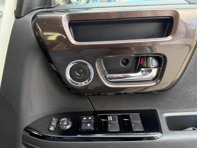 Ｎ－ＢＯＸカスタム ４ＷＤ　Ｇ・Ｌホンダセンシング　ＣＤ／ＤＶＤ、ＥＴＣ、ＴＶワンセグ、バックカメラ、２個スマ－トキ－、両側スライド・片側電動、ＨＩＤオートライト、Ｂｌｕｅｔｏｏｔｈ接続、衝突被害軽減システム（50枚目）