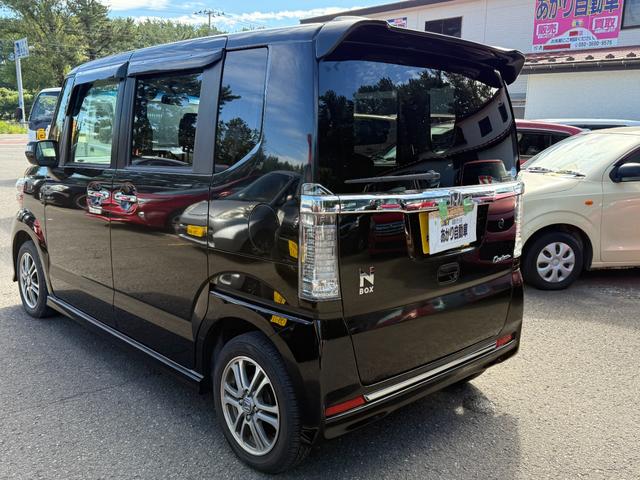 Ｎ－ＢＯＸカスタム Ｇ　ＳＳパッケージ　ＣＤ／ＤＶＤ、ＥＴＣ、ＴＶワンセグ、両側電動スライドドア、ＢＬＵＥＴＯＯＴＨ、スマ－トキ－、アイドリングストップ、電動格納ミラー、ＨＩＤオートライト（9枚目）