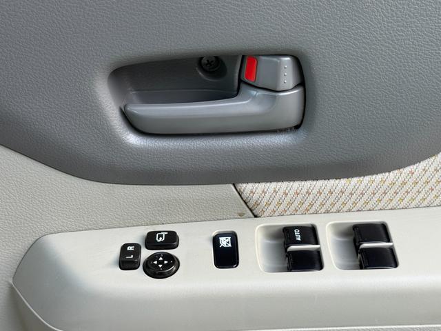 スペーシア ４ＷＤ　Ｘ　ＣＤ／ＤＶＤ、スマ－トキ－２個、両側スライド・片側電動、アイドリングストップ、シートヒーター、電動格納ミラー（33枚目）