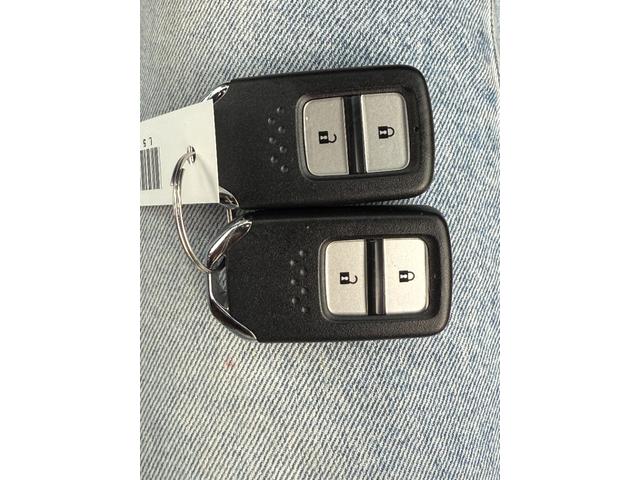 ヴェゼル 4WD ハイブリッドZ・ホンダセンシング MUGENエアロ、純正品あり、HDD ナビー、CD/DVD、LEDオートライト、スマトーキ,クルーズコントロール、サイドエアバッグ(12枚目)