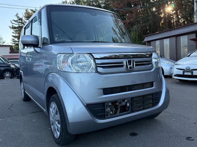 N-BOX 4WD C CD、スマ-トキ-、アイドリングストップ、キ-レスエントリー、両側スライドドア、シ-トヒータ、電動格納ミラー(2枚目)
