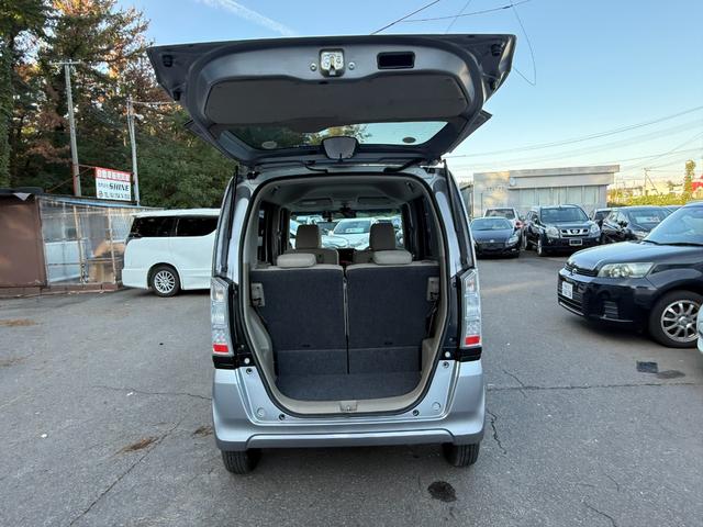 N-BOX 4WD C CD、スマ-トキ-、アイドリングストップ、キ-レスエントリー、両側スライドドア、シ-トヒータ、電動格納ミラー(17枚目)
