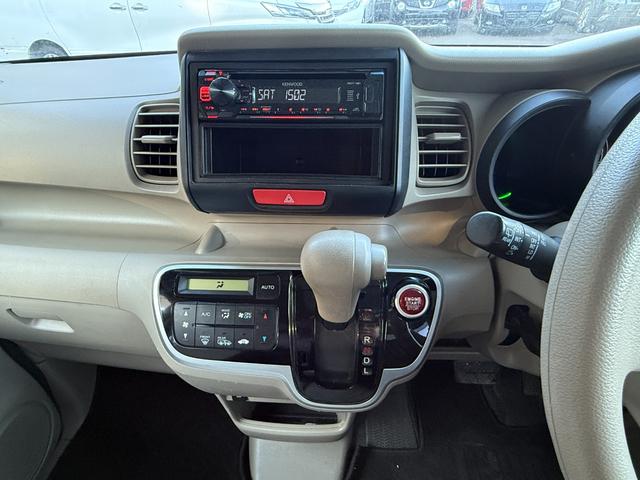 N-BOX 4WD C CD、スマ-トキ-、アイドリングストップ、キ-レスエントリー、両側スライドドア、シ-トヒータ、電動格納ミラー(21枚目)