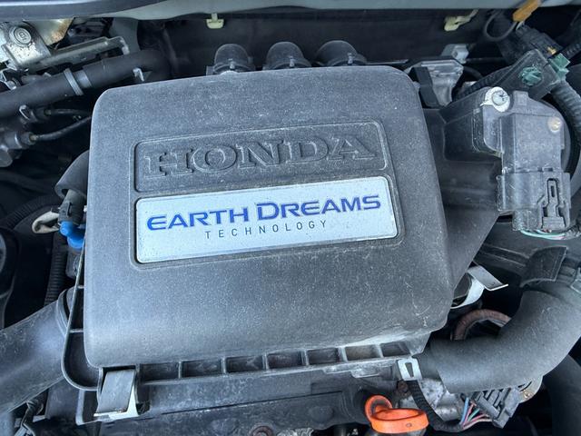 N-BOX 4WD C CD、スマ-トキ-、アイドリングストップ、キ-レスエントリー、両側スライドドア、シ-トヒータ、電動格納ミラー(26枚目)