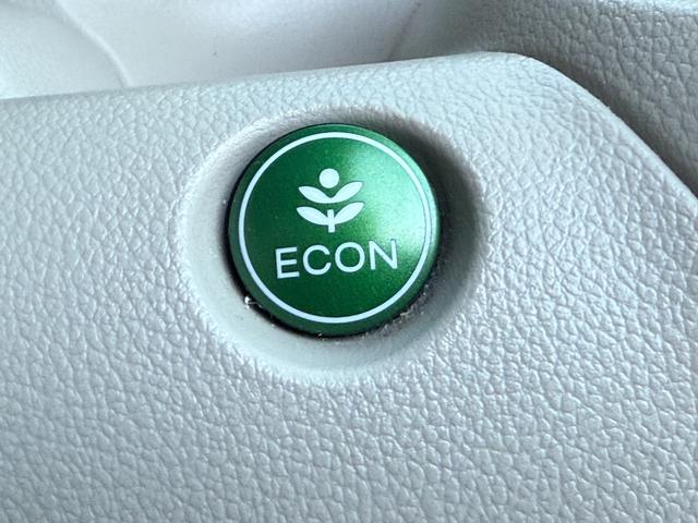 N-BOX 4WD C CD、スマ-トキ-、アイドリングストップ、キ-レスエントリー、両側スライドドア、シ-トヒータ、電動格納ミラー(37枚目)