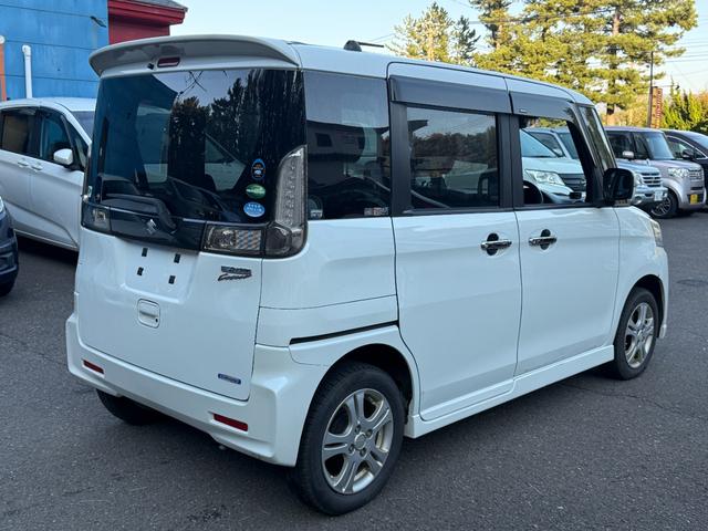 スペーシアカスタム ４ＷＤ　ＸＳ　デュアルカメラブレーキサポート装着車　衝突被害軽減システム、キーレスエントリー、スマートキー、アイドリングストップ、両側電動スライドドア、ＨＩＤオートライト、シ－トヒータ、アルミホイール付き（12枚目）