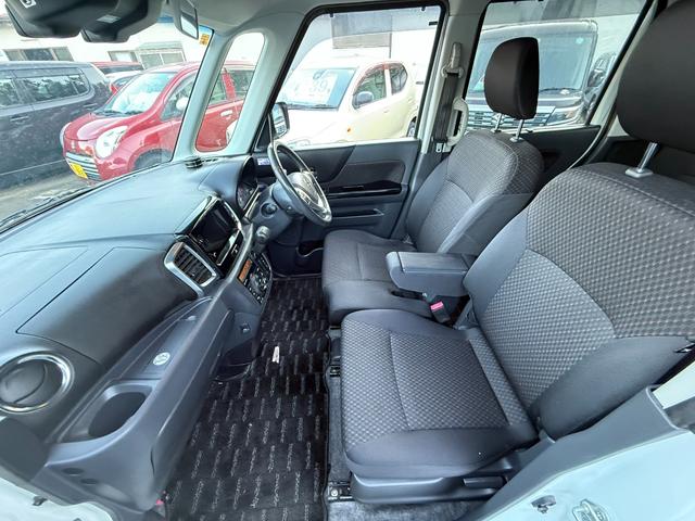 スペーシアカスタム ４ＷＤ　ＸＳ　デュアルカメラブレーキサポート装着車　衝突被害軽減システム、キーレスエントリー、スマートキー、アイドリングストップ、両側電動スライドドア、ＨＩＤオートライト、シ－トヒータ、アルミホイール付き（14枚目）