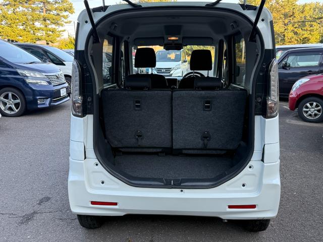 スペーシアカスタム ４ＷＤ　ＸＳ　デュアルカメラブレーキサポート装着車　衝突被害軽減システム、キーレスエントリー、スマートキー、アイドリングストップ、両側電動スライドドア、ＨＩＤオートライト、シ－トヒータ、アルミホイール付き（28枚目）