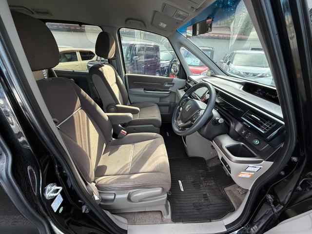 ステップワゴン G CD/DVD、ETC、TVワンセグ、バックカメラ、スマ-トキ-、アイドリングストップ、両側スライド・片側電動、Bluetooth接続、後席モニタ(26枚目)