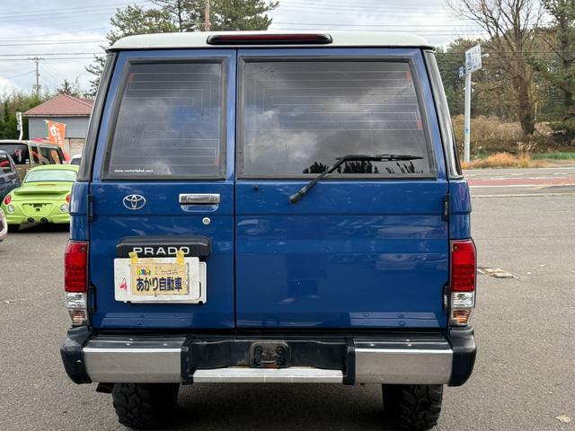 ランドクルーザープラド 切り替え4WD、タ-ボ CD/DVD、ETC、電動格納ミラー、Bluetooth接続、バックカメラ、アルミホイール付き、(4枚目)