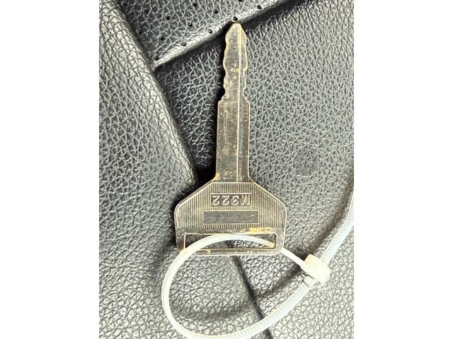 ランドクルーザープラド 切り替え4WD、タ-ボ CD/DVD、ETC、電動格納ミラー、Bluetooth接続、バックカメラ、アルミホイール付き、(47枚目)