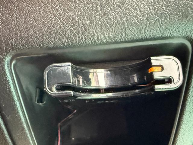 パジェロミニ 切り替え４ＷＤ　アクティブフィールドエディション　ＨＤＤナビ、ＣＤ／ＤＶＤ、ＥＴＣ、電動格納ミラー、キーレスエントリー、アルミホイール付き、（18枚目）