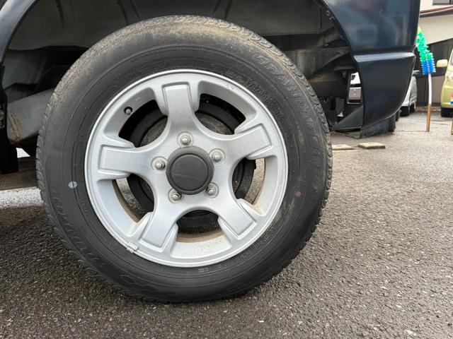 ジムニー FISフリースタイルワールドカップリミテッド 切り替え4WD、CD、アルミホイール付き、電動格納ミラー、キ-レスエントリー(23枚目)