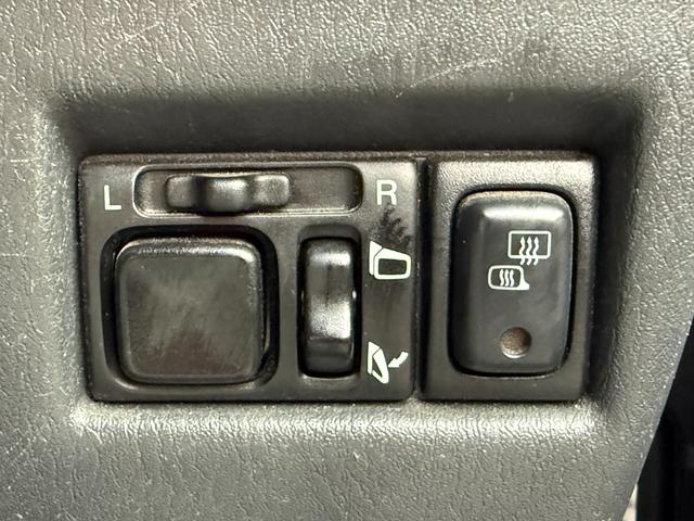 ジムニー FISフリースタイルワールドカップリミテッド 切り替え4WD、CD、アルミホイール付き、電動格納ミラー、キ-レスエントリー(24枚目)