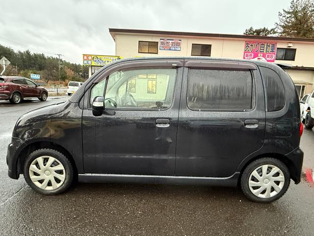 ムーヴラテ ４ＷＤ　Ｘリミテッド　ＣＤ／ＤＶＤ、ＴＶフルセグ、ベンチシート、電動格納ミラー、キ－レスエントリー（8枚目）